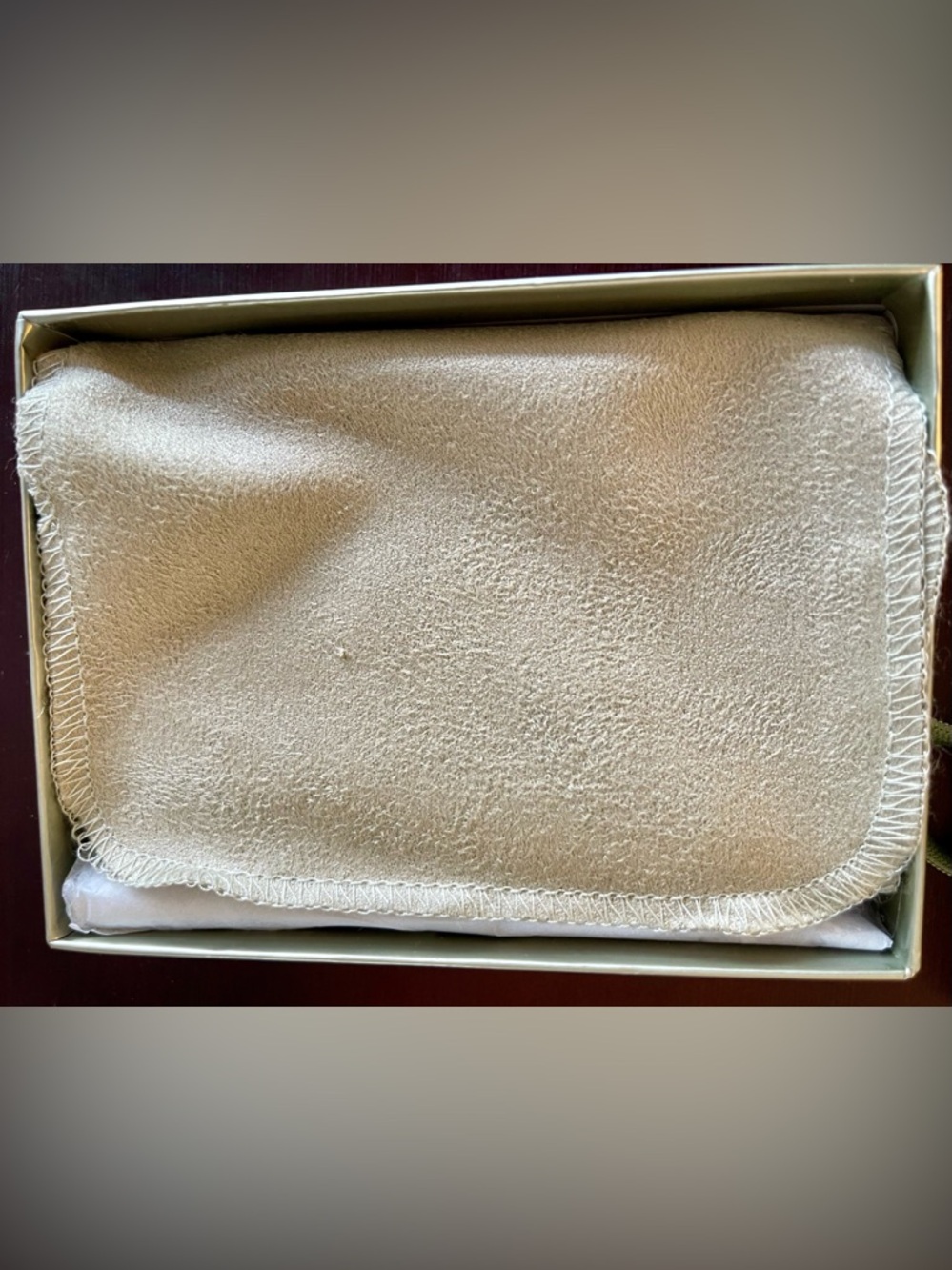 Levenger Pebbled Leather Card Holder Wallet in Black - Brand New with Gift Box - Picture 5 of 6